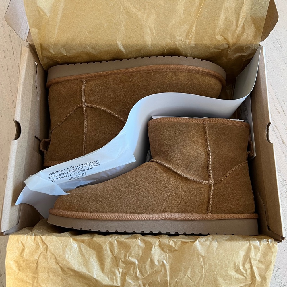 Koolaburra Tan Ankle Booties with Sheepskin Lining